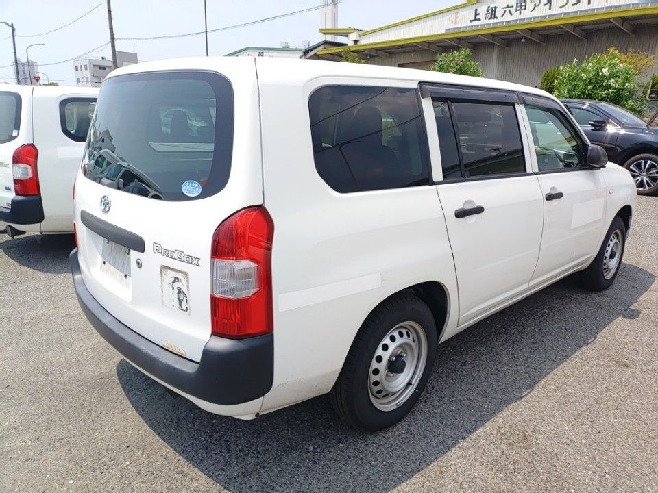 2019 Toyota Probox auction photo 2