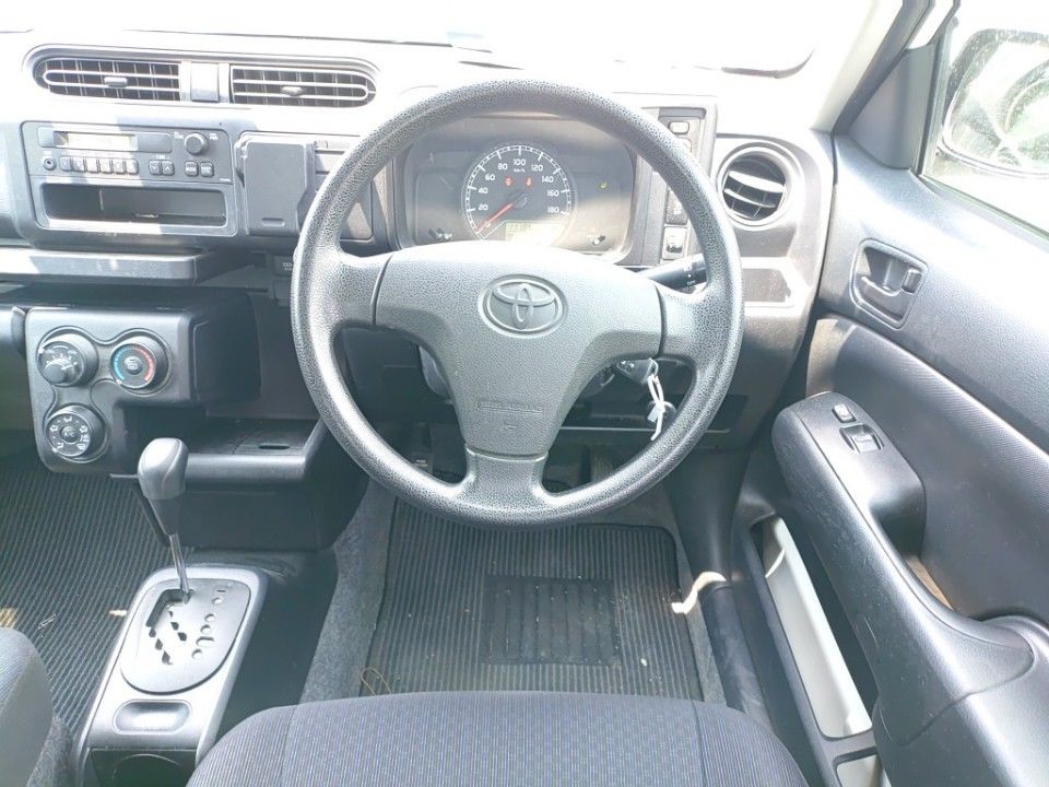 2019 Toyota Probox auction photo 3