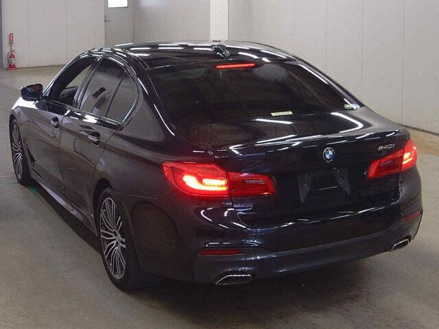 2017 BMW 5 Series 540I Mスポーツ auction photo 2