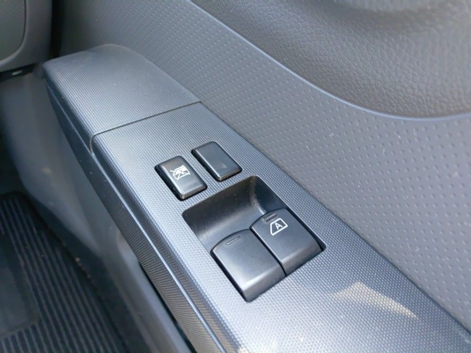 2012 Nissan AD auction photo 14
