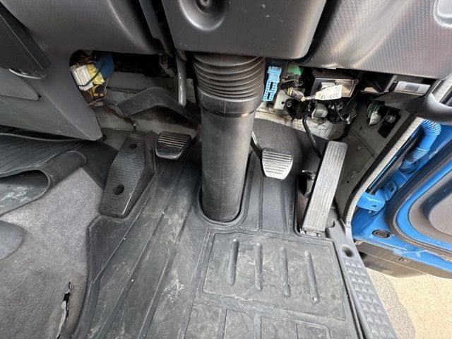 2008 Isuzu Forward ヒラ auction photo 4
