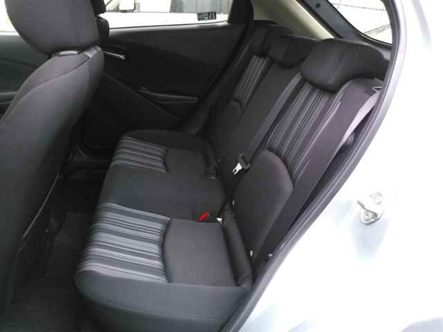 2023 Mazda 2 15S SKYACTIV-G auction photo 9
