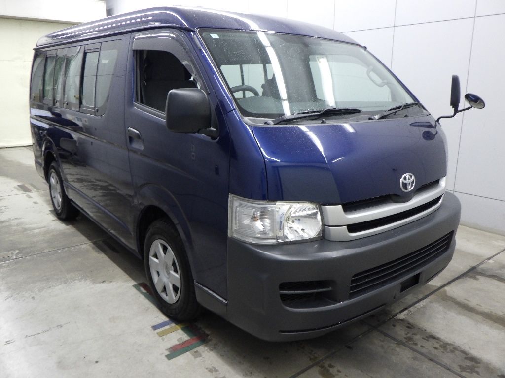 2009 Toyota Hiace DX Japan auction vehicle