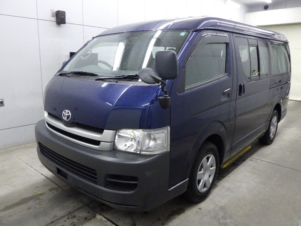 2009 Toyota Hiace DX auction photo 4