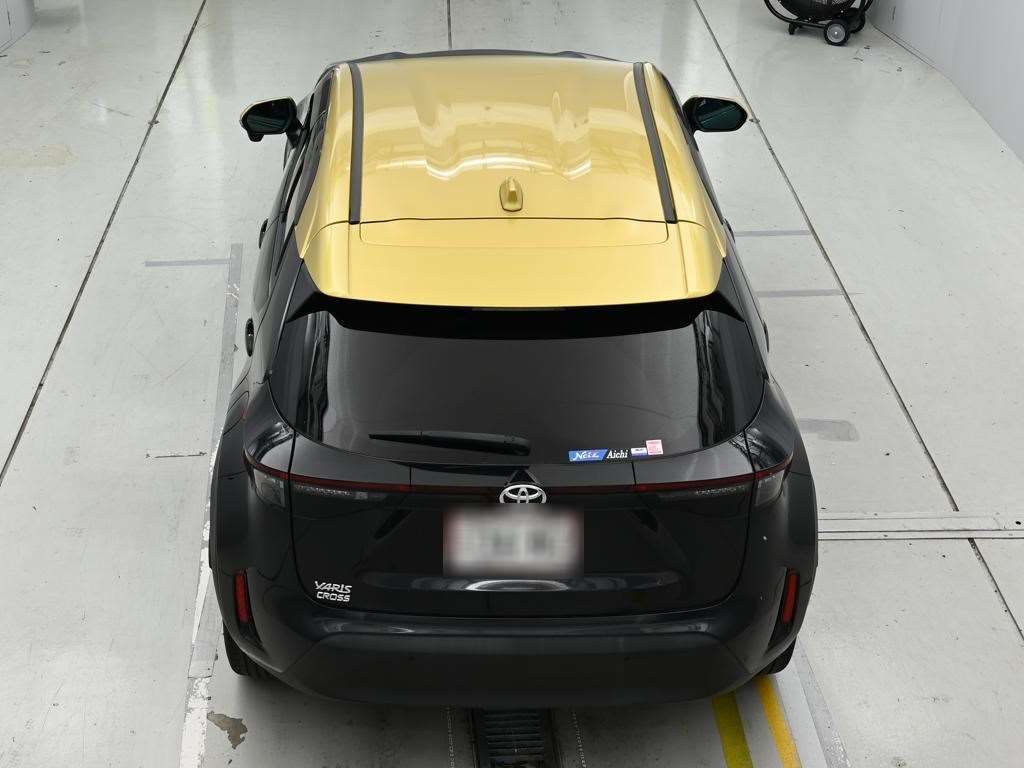 2022 Toyota Yaris Cross Z auction photo 8