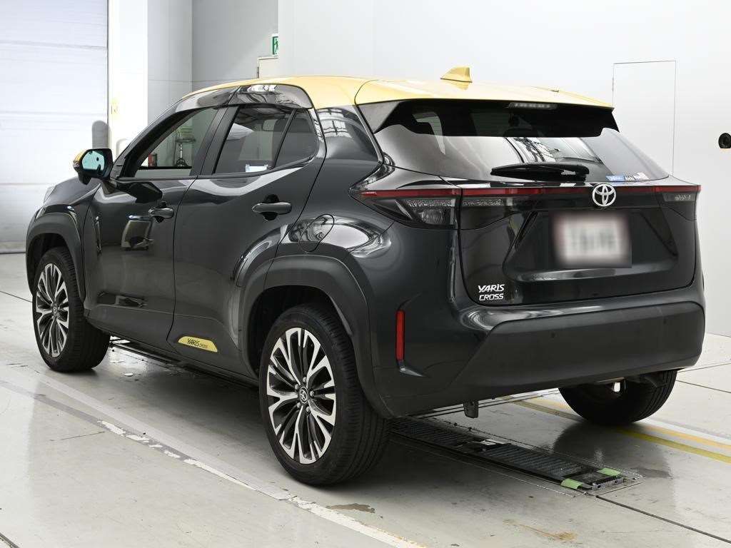 2022 Toyota Yaris Cross Z auction photo 6