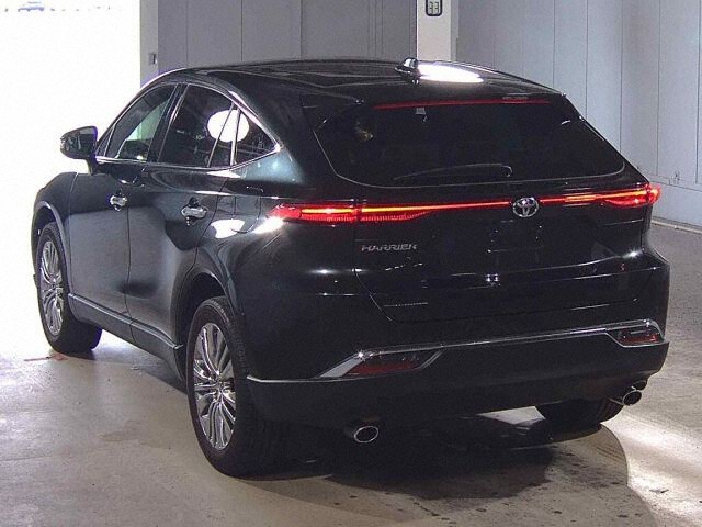 2022 Toyota Harrier Z auction photo 2