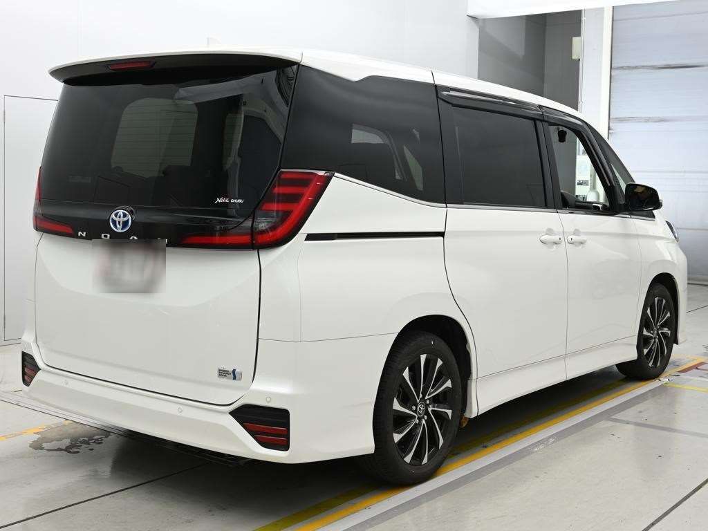2023 Toyota Noah Hybrid S-Z auction photo 2