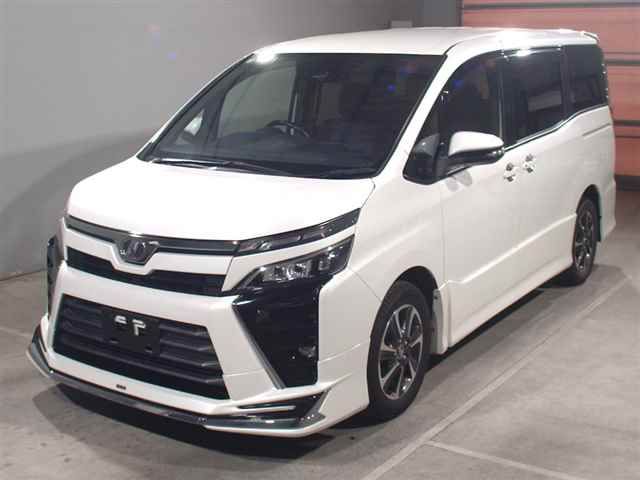 2017 Toyota Voxy ZS Japan auction vehicle