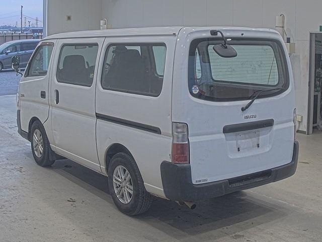2008 Isuzu コモ バン DX auction photo 2