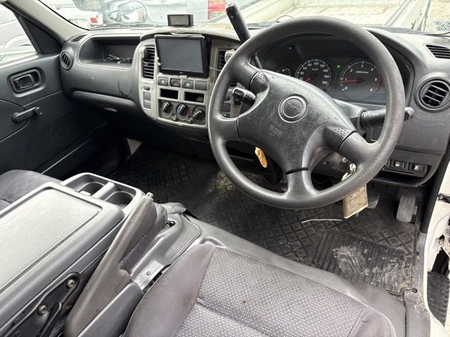 2008 Isuzu コモ バン DX auction photo 4