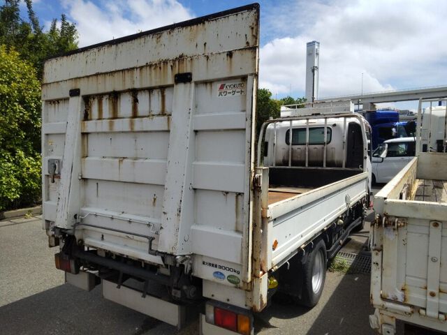 2012 Isuzu Elf auction photo 5