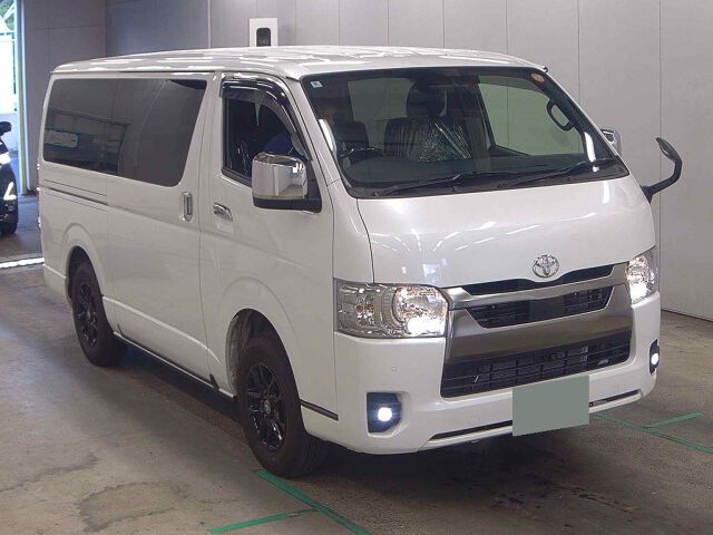 2025 Toyota Hiace LSGLダークプラS 4WD Japan auction vehicle