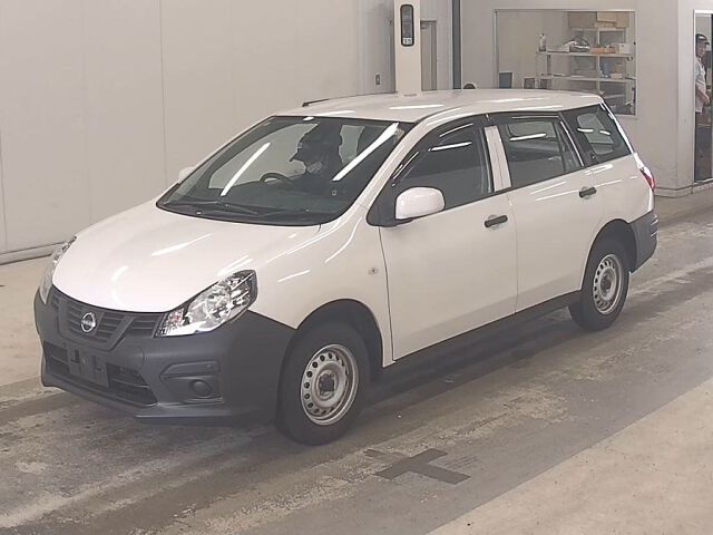 2022 Nissan AD DX 4WD auction photo 4