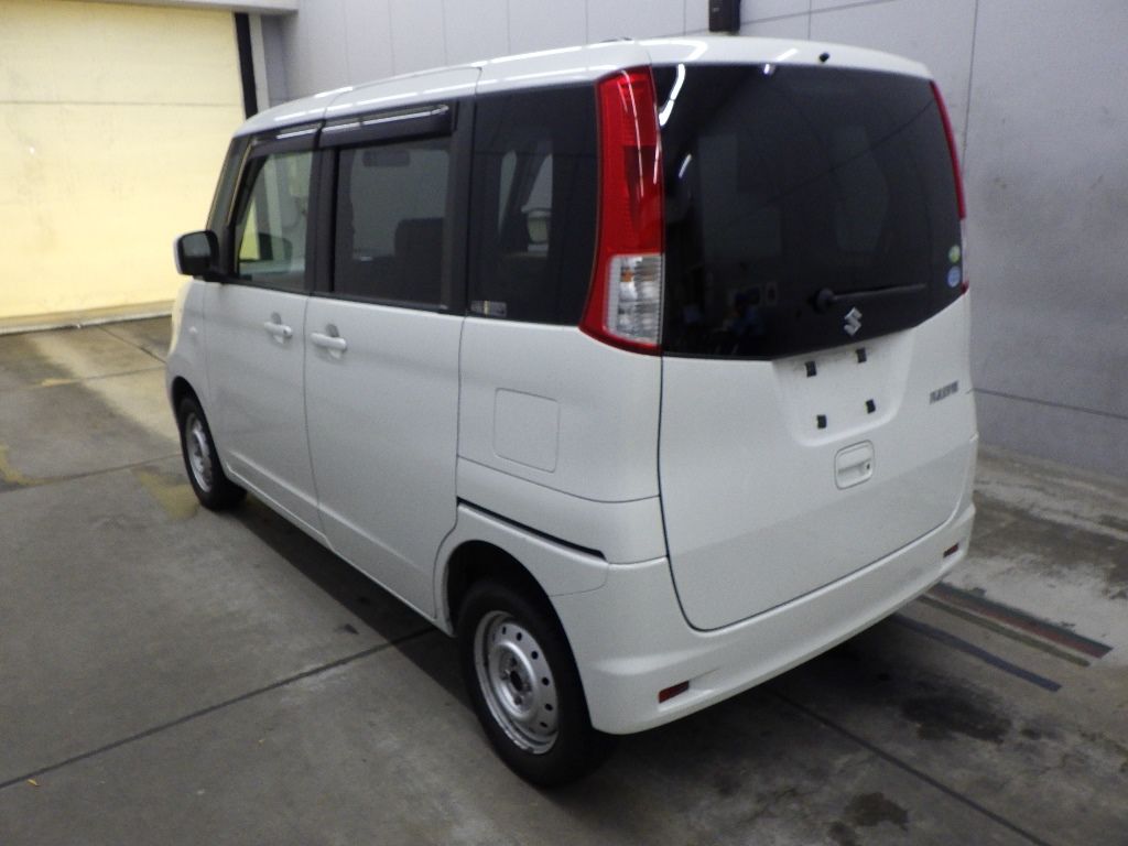 2011 Suzuki パレット 4WD X auction photo 5