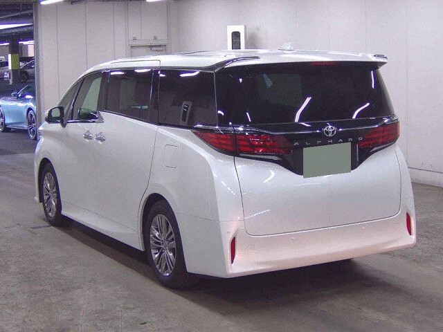 2025 Toyota Alphard Z auction photo 2