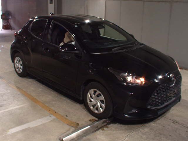 2024 Toyota Yaris X Japan auction vehicle