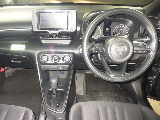 2024 Toyota Yaris X auction photo 3