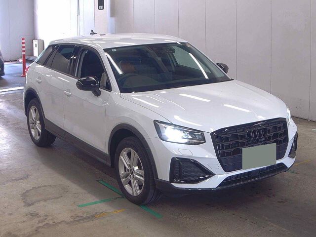 2024 Audi Q2 35TFSIアドバンス Japan auction vehicle