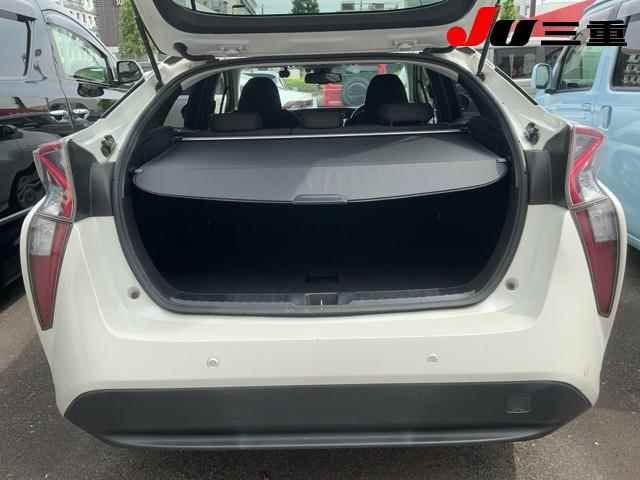 2018 Toyota Prius Sセーフティプラス auction photo 7