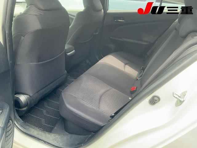 2018 Toyota Prius Sセーフティプラス auction photo 10