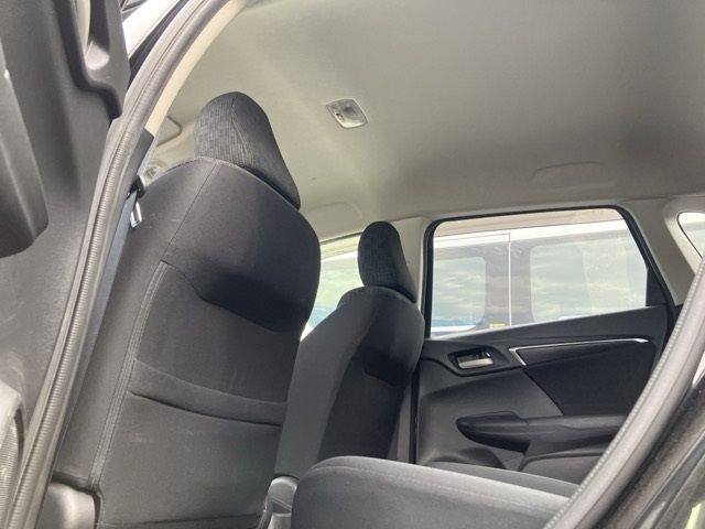 2016 Honda Fit 4WD 13G Fパッケージ auction photo 10