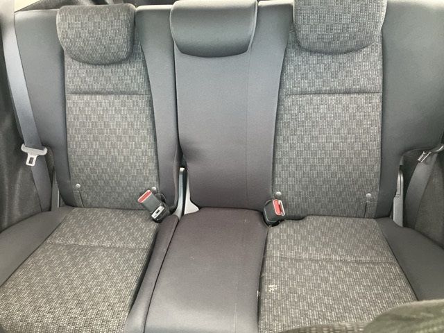 2016 Honda Fit 4WD 13G Fパッケージ auction photo 11