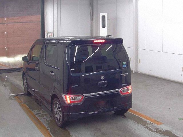 2019 Suzuki Wagon R 25TH HV FZ Limited auction photo 2