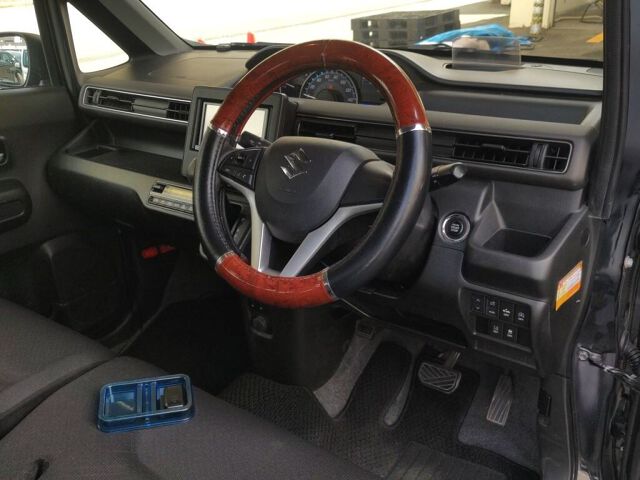 2019 Suzuki Wagon R 25TH HV FZ Limited auction photo 3