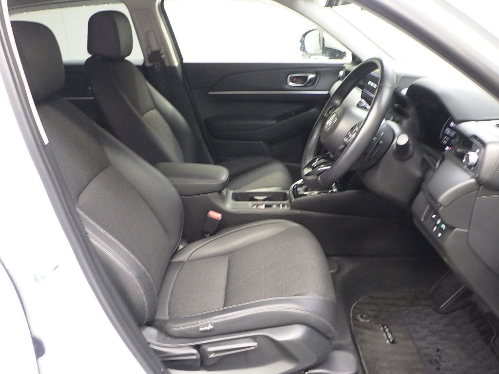 2023 Honda Vezel e:HEV Z auction photo 6