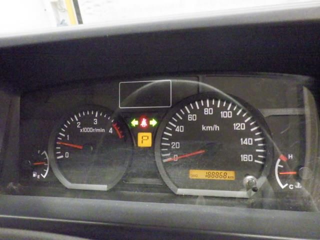 2018 Isuzu Elf 冷蔵・冷凍車 auction photo 7