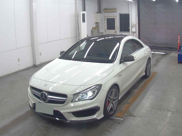 2014 Mercedes-Benz CLA-Class CLA45 4MATIC 4WD auction photo 4