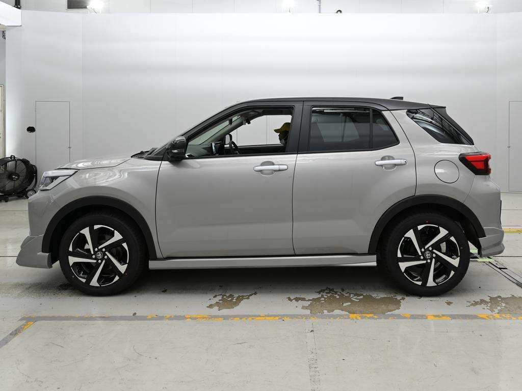 2026 Toyota Raize Hybrid Z auction photo 4