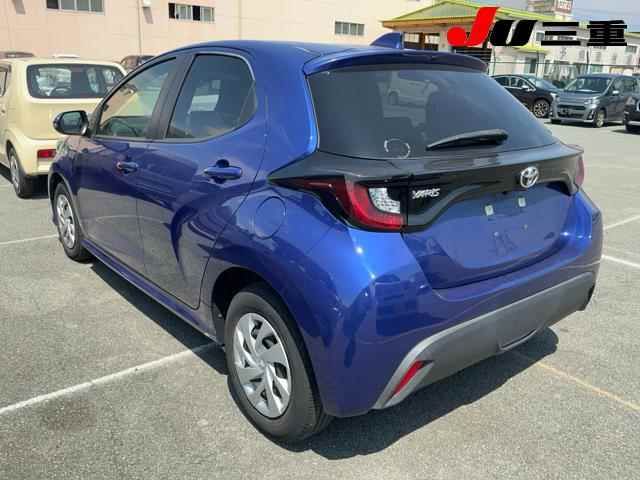 2021 Toyota Yaris G auction photo 2