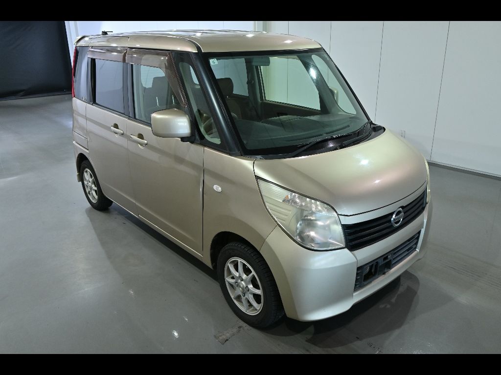 Japan Auction Vehicles 7 2011 Nissan Roox E auction photo