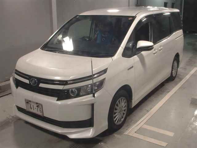2015 Toyota Voxy ハイブリッドX auction photo 4