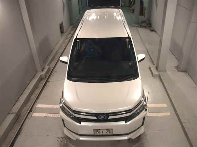 2015 Toyota Voxy ハイブリッドX auction photo 6