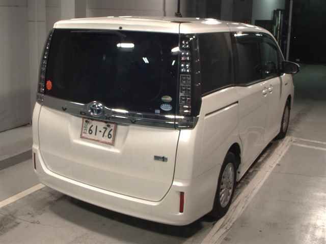 2015 Toyota Voxy ハイブリッドX auction photo 5