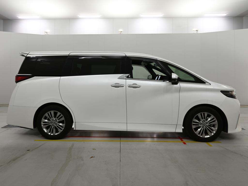 2024 Toyota Alphard Z auction photo 3
