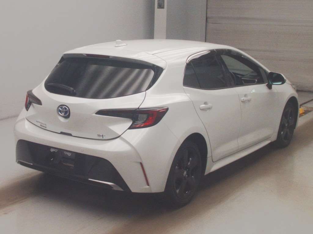 2025 Toyota Corolla Sport ハイブリッドG Z auction photo 2
