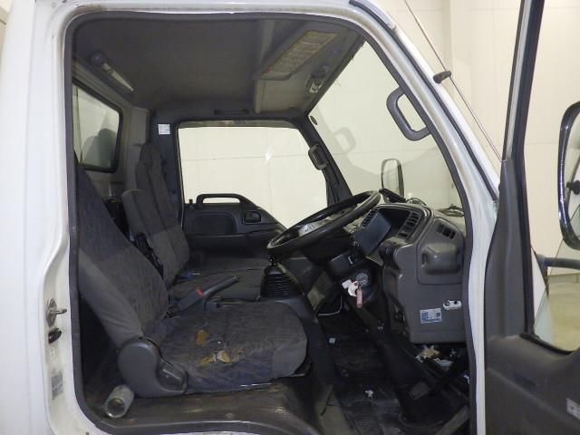 2003 Isuzu Elf Refrigerated and frozen trucks auction photo 6