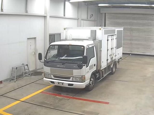 Japan Auction Vehicles 10 2003 Isuzu Elf Refrigerated and frozen trucks auction photo