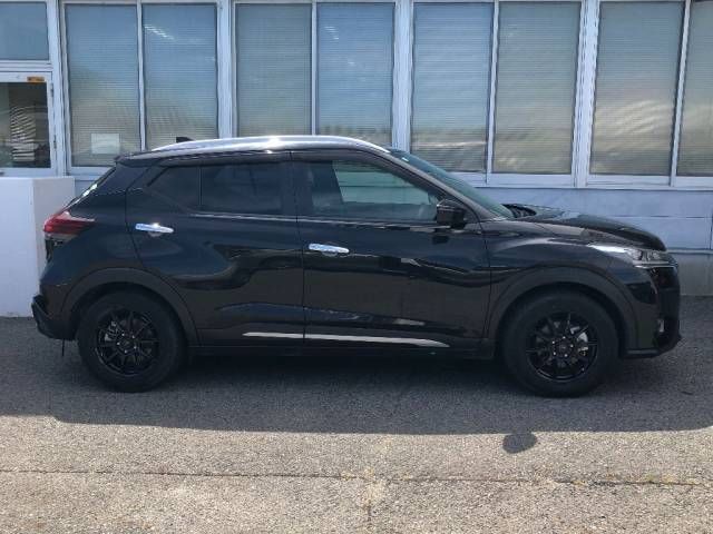 2021 Nissan Kicks X ツートーンインテリアエディション auction photo 2