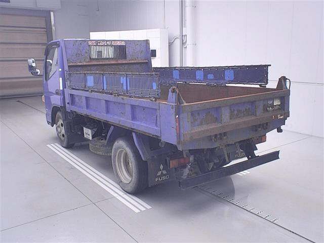 2017 Mitsubishi Fuso Canter dump auction photo 2
