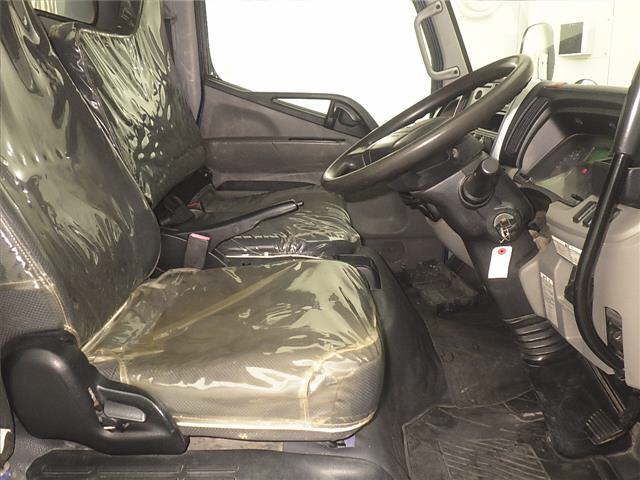 2017 Mitsubishi Fuso Canter dump auction photo 5