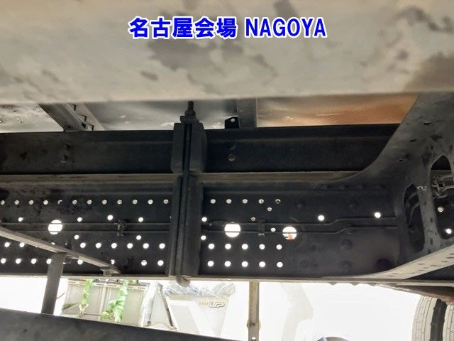 2011 Isuzu Forward アルミバン auction photo 18