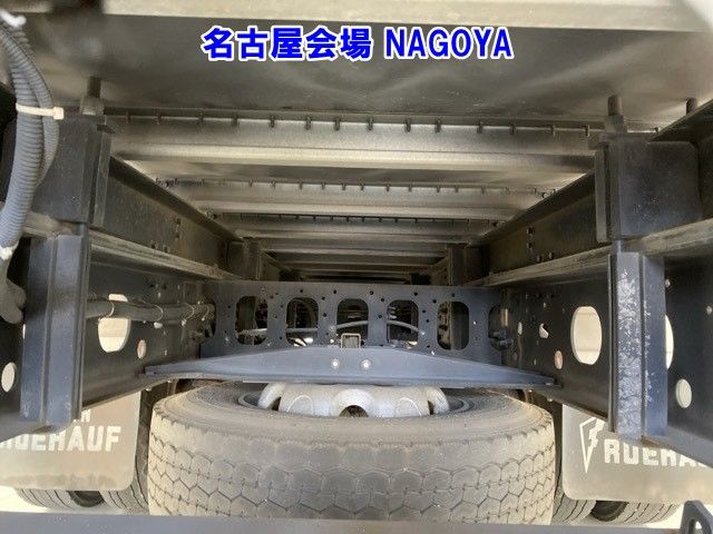 2011 Isuzu Forward アルミバン auction photo 15