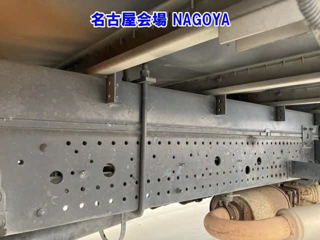 2011 Isuzu Forward アルミバン auction photo 17