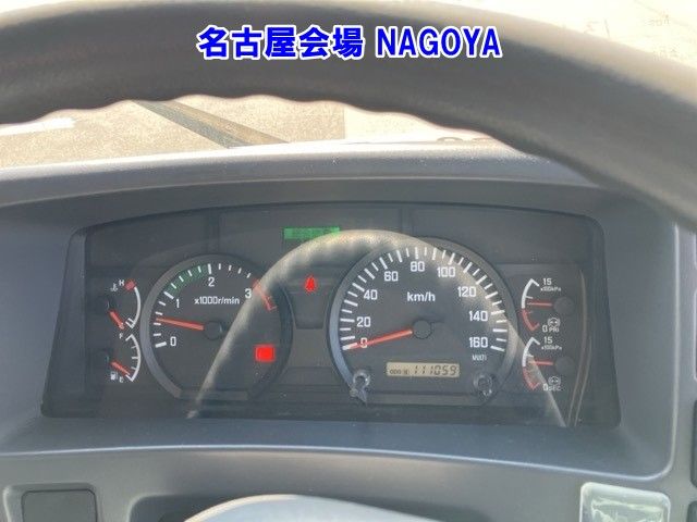 2011 Isuzu Forward アルミバン auction photo 7