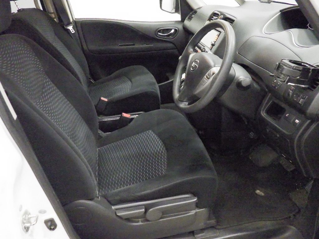 2012 Nissan Serena 20X auction photo 6